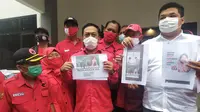 Wali Kota Surabaya Tri Rismaharini kembali digoyang dengan beredarnya sebuah video pendek yang memperlihatkan seolah-olah mendukung pasangan calon nomor urut dua, Machfud Arifin dan Mujiaman.