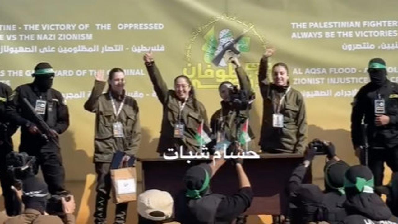 Penampakan 4 Tentara Wanita Israel yang Dibebaskan ini Bikin Kaget, Bule-Bule Ramai Puji Hamas Tentara Paling Bermoral di Dunia