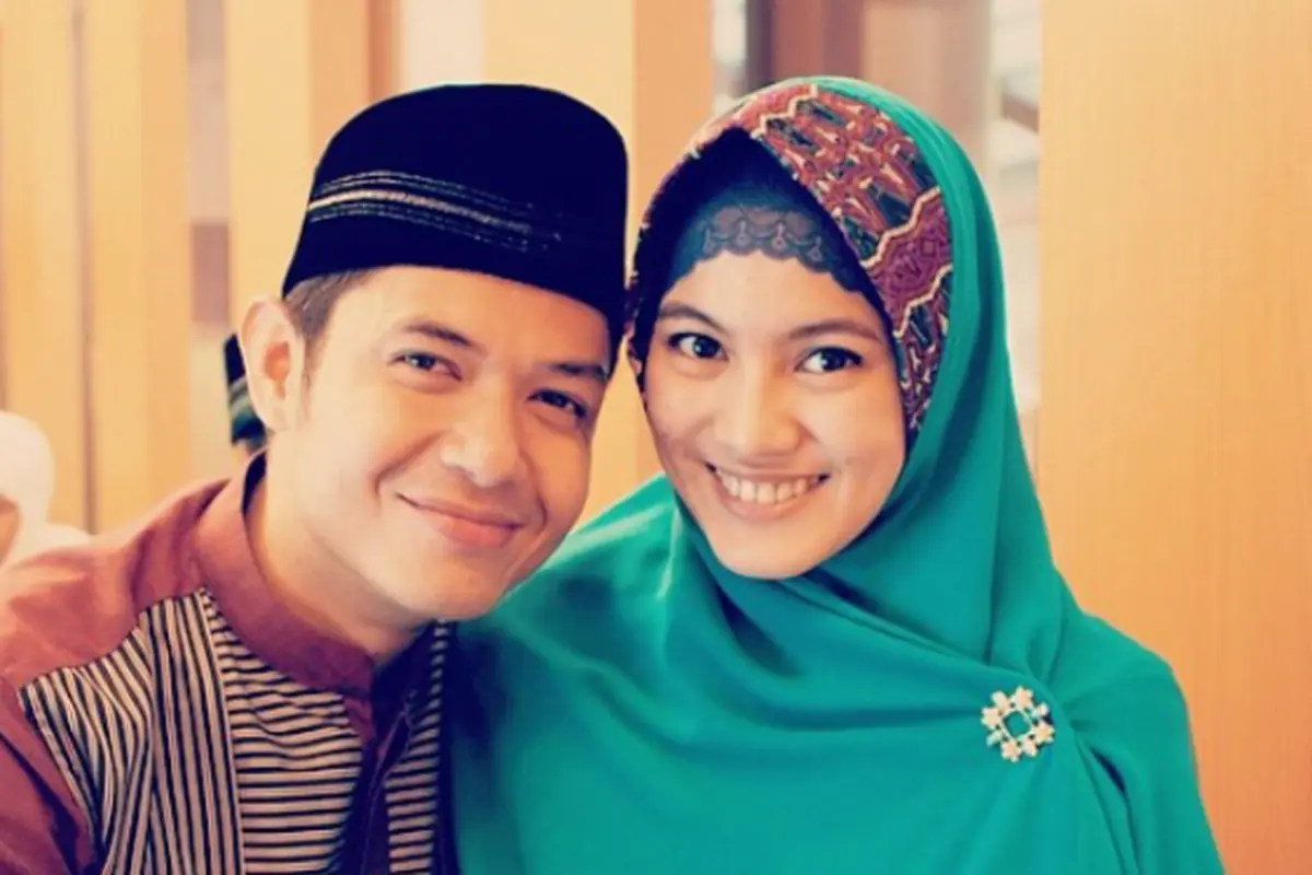 Alyssa Soebandono dan Dude Harlino