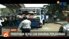 Adu mulut antara awak truk derek liar lainnya dengan sejumlah petugas juga tak terelakkan.