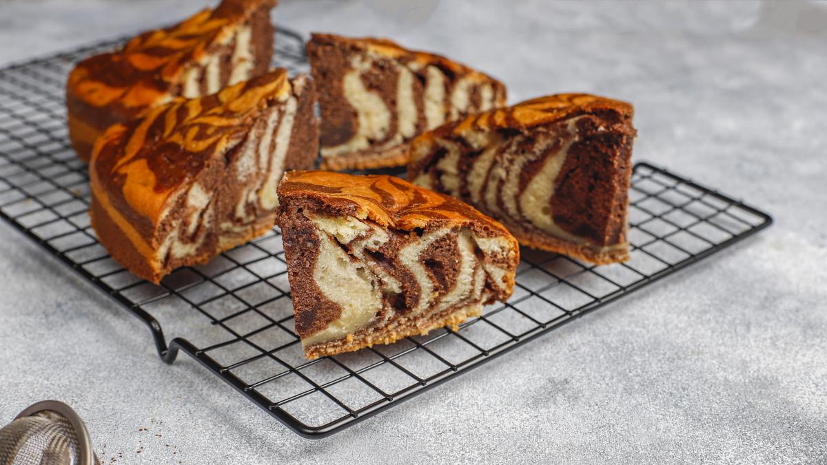 Resep Bolu Coklat Zebra Panggang yang Lembut dan Tidak Seret