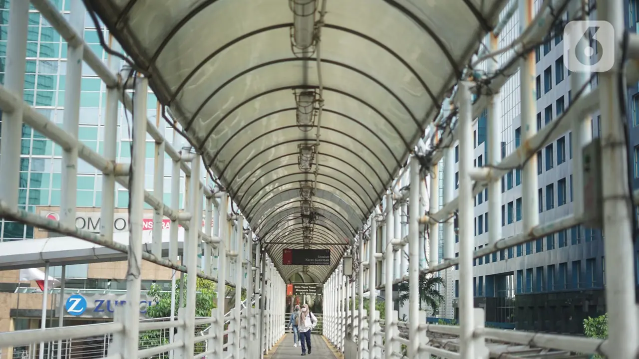 Pemprov DKI akan Revitalisasi Satu JPO Lagi di Jalan Sudirman
