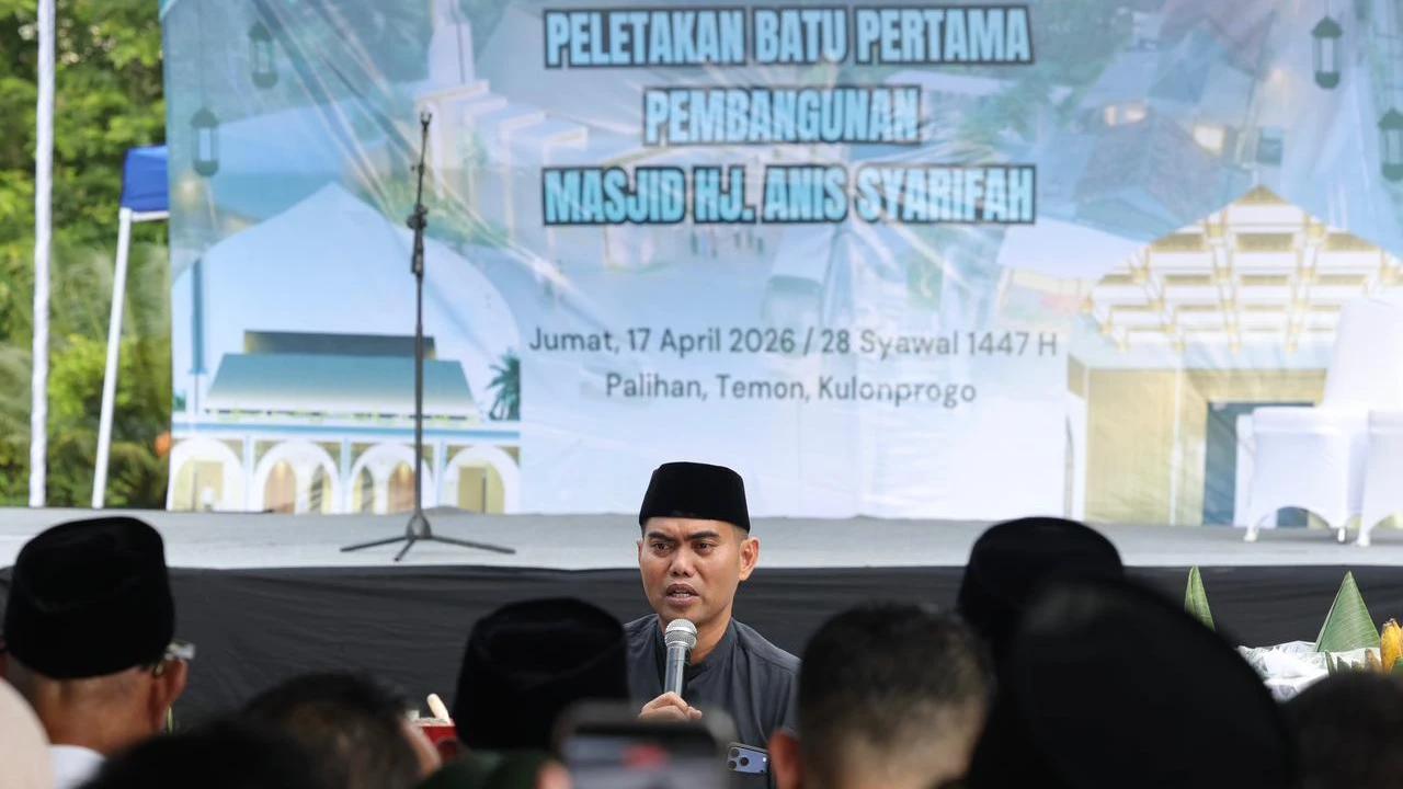 Bos HS Muhammad Suryo Bangun Masjid di Lokasi Kecelakaan yang Renggut Nyawa Istri
