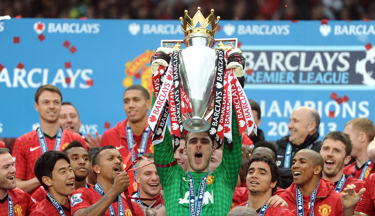 Manchester United (13 kali juara Premier League) - Tahun juara : 1992–1993, 1993–1994, 1995–1996, 1996–1997, 1998–1999, 1999–2000, 2000–2001, 2002–2003, 2006–2007, 2007–2008, 2008–2009, 2010–2011, 2012–2013. (AFP/Andrew Yates)