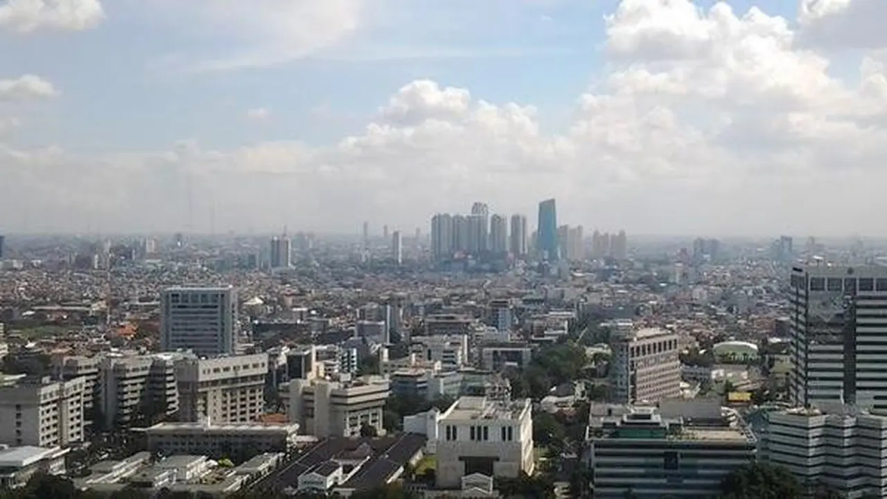 Ilustrasi Cuaca Jakarta Cerah Berawan