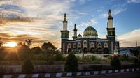 Ilustrasi Masjid Agung Sultan Abdullah Lebong, Bengkulu. (Photo by andriyutis on Pixabay)