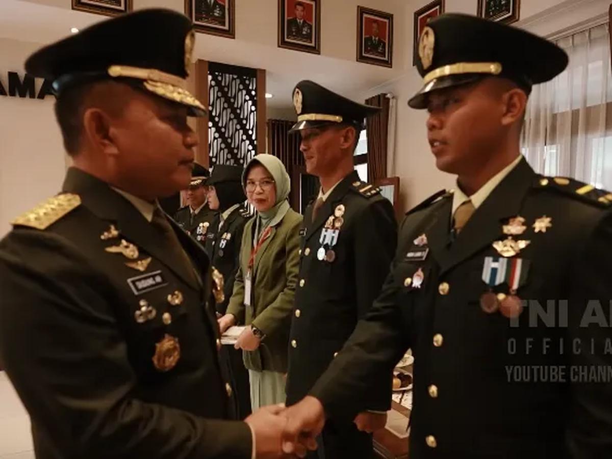 Andah pun berkesempatan bertemu kembali dengan Kasad.