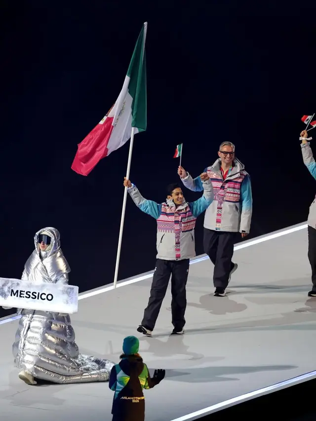 Deretan Kostum Defile Terbaik di Pembukaan Winter Olympics 2026, Dirancang Ralph Lauren hingga Emporio Armani