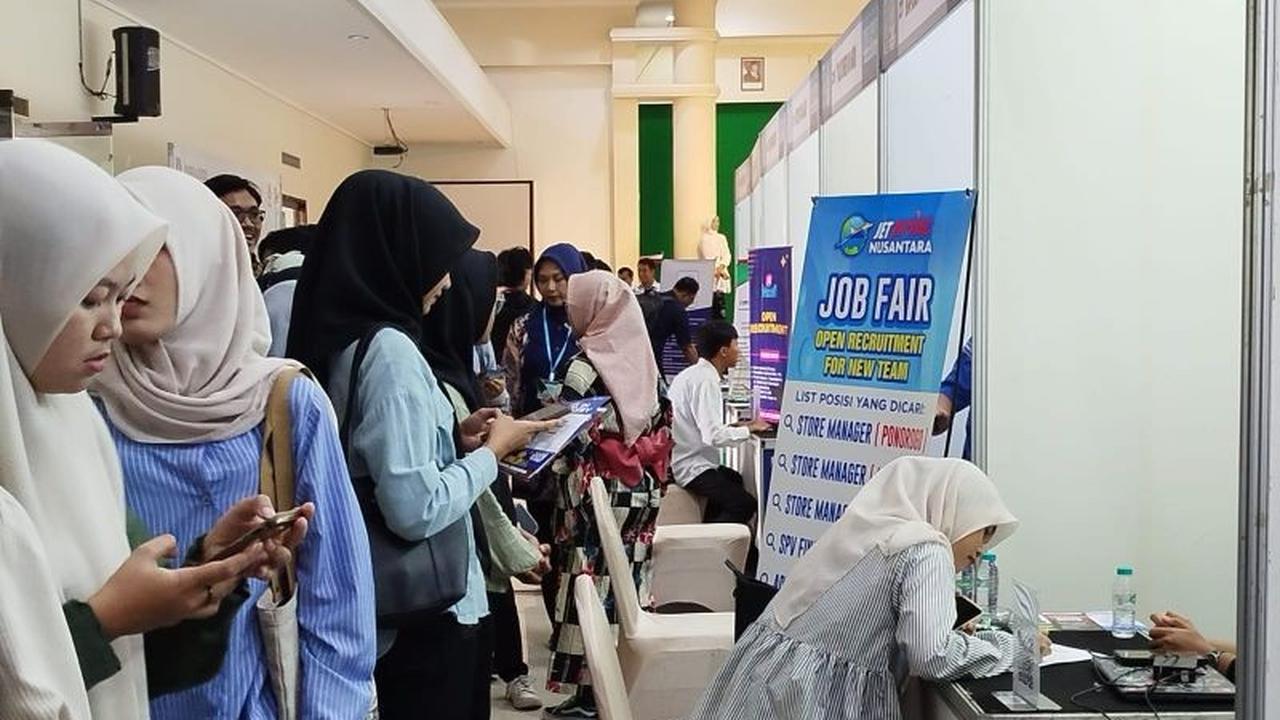 Bursa Kerja Ponorogo Sediakan 5.619 Lowongan, Dorong Penurunan Angka Pengangguran