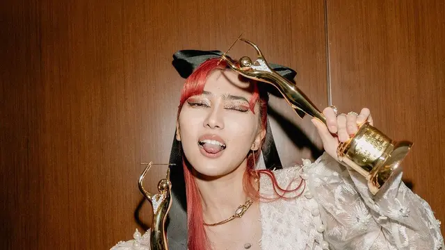 Isyana Sarasvati (Instagram/isyanasarasvati)