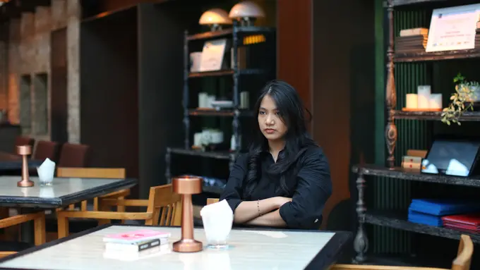 wanita mei sikap yang lebih baik