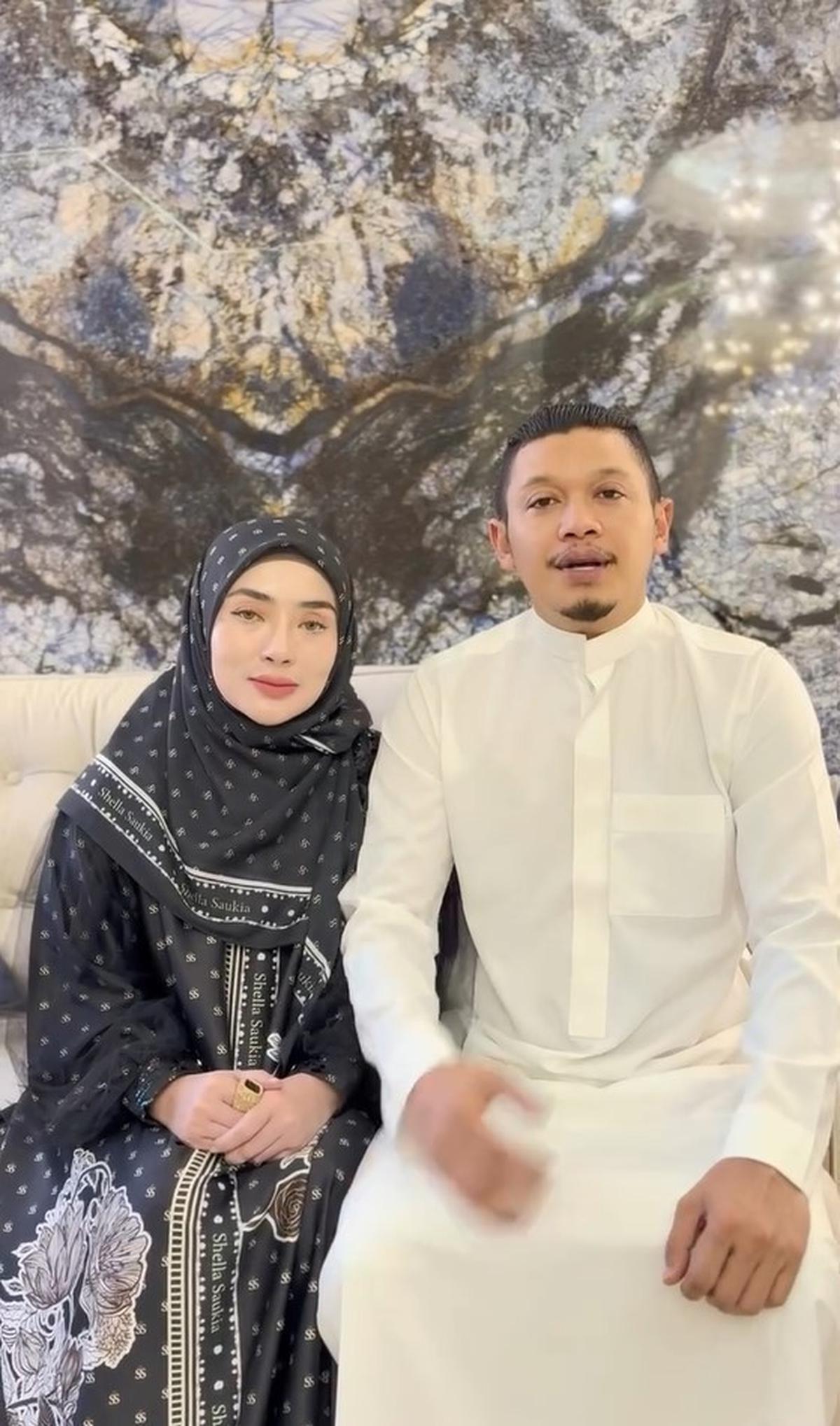 Shella Saukia dan Suami Minta Maaf Terkait Heboh Berangkatkan Umrah Isa Zega, Disemangati Netizen