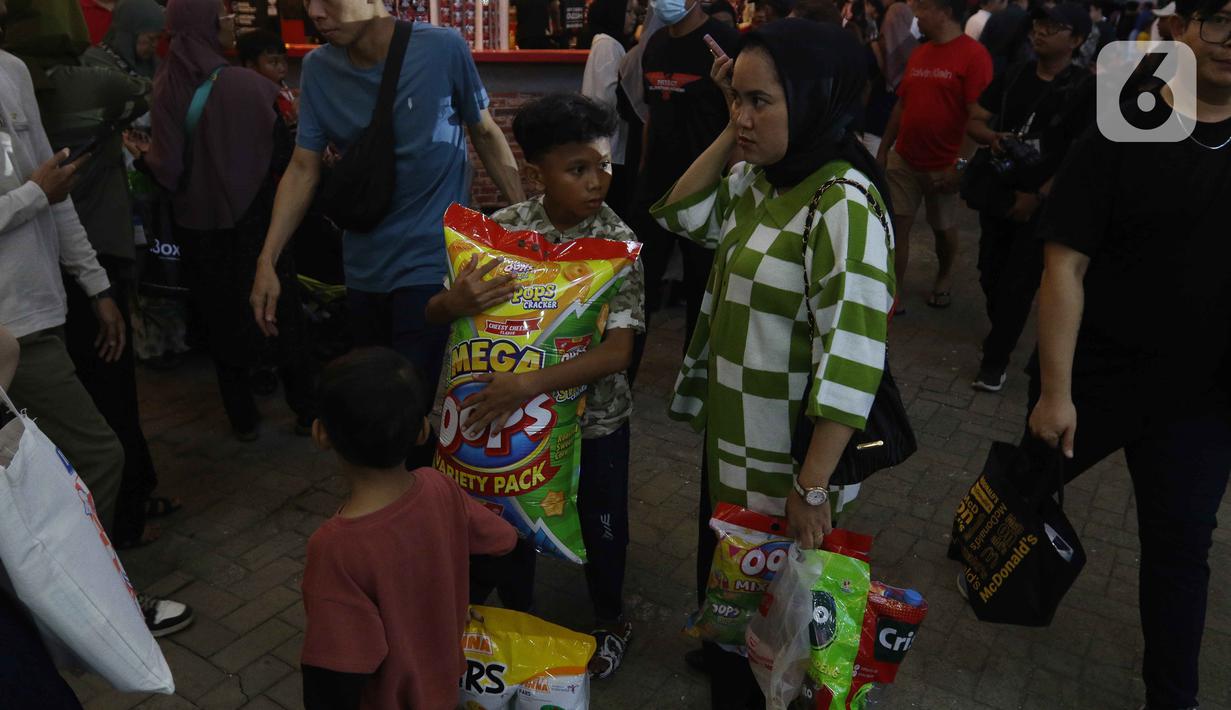 Pameran multi produk ini bakal dilangsungkan selama 33 hari hingga 14 Juli 2024. (Liputan6.com/Herman Zakharia)