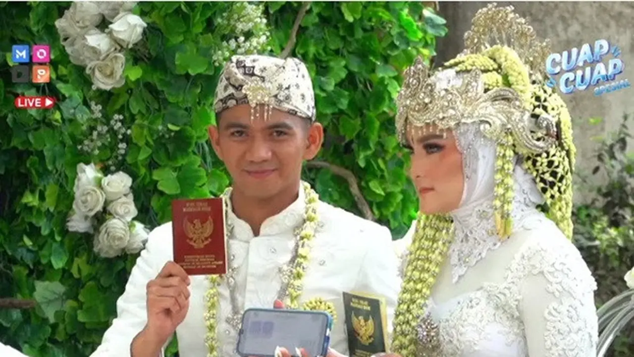 12 Momen Akad Nikah Ridho 2R dan Syifa, Berlangsung Khidmat dengan Adat Sunda