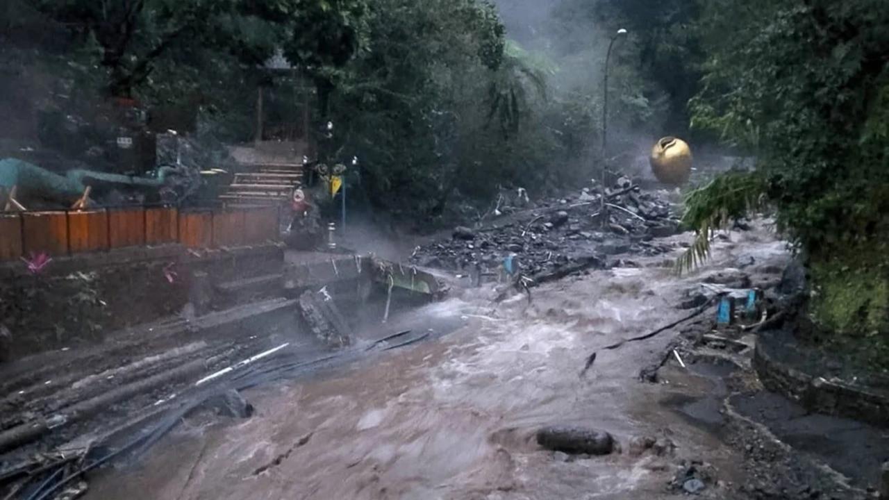 Banjir Guci, Bupati Tegal: Wisatawan Tak Usah Khawatir, Debit Air Mulai Surut