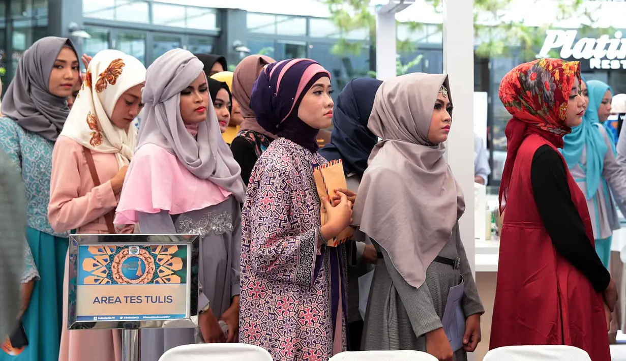 Dari puluhan bahkan ratusan peserta yang mengikuti audisi di kota Bandung, dipilih 20 finalis yang akan dibawa ke Jakarta guna menjalani tahapan karantina, pelatihan dan pembekalan. (Deki Prayoga/Bintang.com)