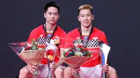 Ganda putra Kevin Sanjaya Sukamuljo/Marcus Fernaldi Gideon merayakan kemenangan di Denmark Open 2019. (PBSI)