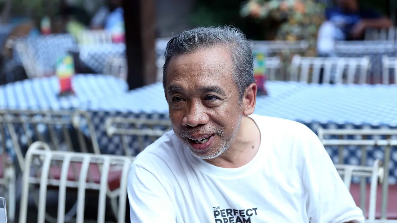 [Bintang] Komar