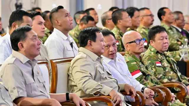 Presiden Prabowo menegaskan pentingnya peran strategis Ketua DPRD dalam mendukung pembangunan nasional. (Foto: Puspen Kemendagri)