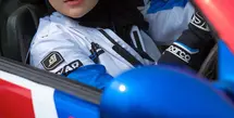 Di balik sosok feminin Nathalie Holscher, rupanya ia memiliki bakat sebagai drifter [@nathalieholscher]