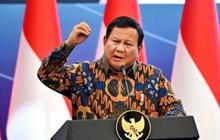 VIDEO: Bergetar Investor Bacakan Alquran Surat Yusuf ke Prabowo, Ingatkan Salat Tahajud