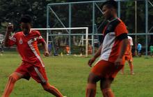 Pemerintah Bakal Bangun Satu Lapangan Bola Berstandar Nasional di Setiap Desa