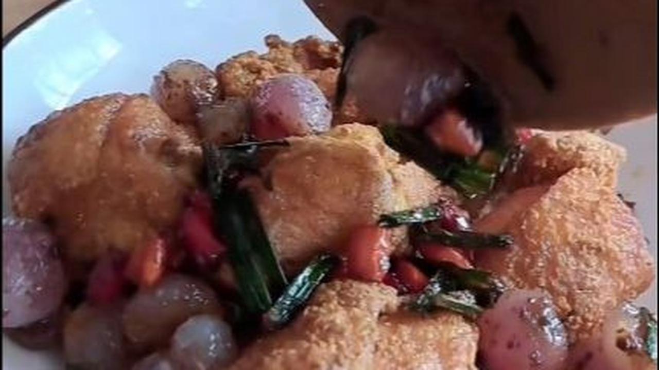 Tambahkan Oseng Bawang