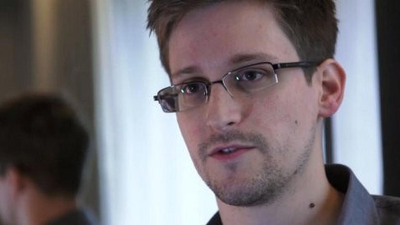 Ditolak di banyak negara, Snowden akhirnya dapat suaka di Rusia