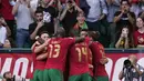 Pemain Portugal Gonçalo Guedes merayakan dengan rekan satu timnya usai mencetak gol ke gawang Republik Ceko pada pertandingan sepak bola UEFA Nations League di Stadion Jose Alvalade, Lisbon, Portugal, 9 Juni 2022. Portugal menang 2-0. (AP Photo/Armando Franca)