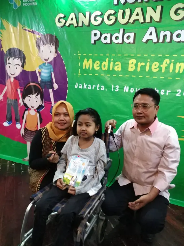 Viara bersama dengan kedua orangtuanya