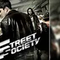 Film kebut-kebutan asal Indonesia, 'Street Society' berhasil menaklukan 'Malam Suro di Rumah Darmo' melalui 127 ribu penonton.