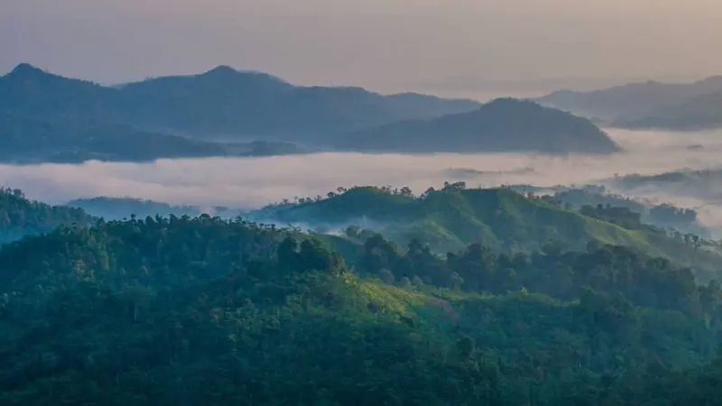 Gunung Kendeng di Lebak, Banten