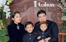Usung Konsep Tradisional, ini Potret Lucu Baby Timo Anak Chef Arnold di Momen Ultah yang Pertama