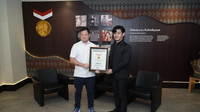 Banyu Anggoro berhasil membawa produknya meraih rekor MURI.