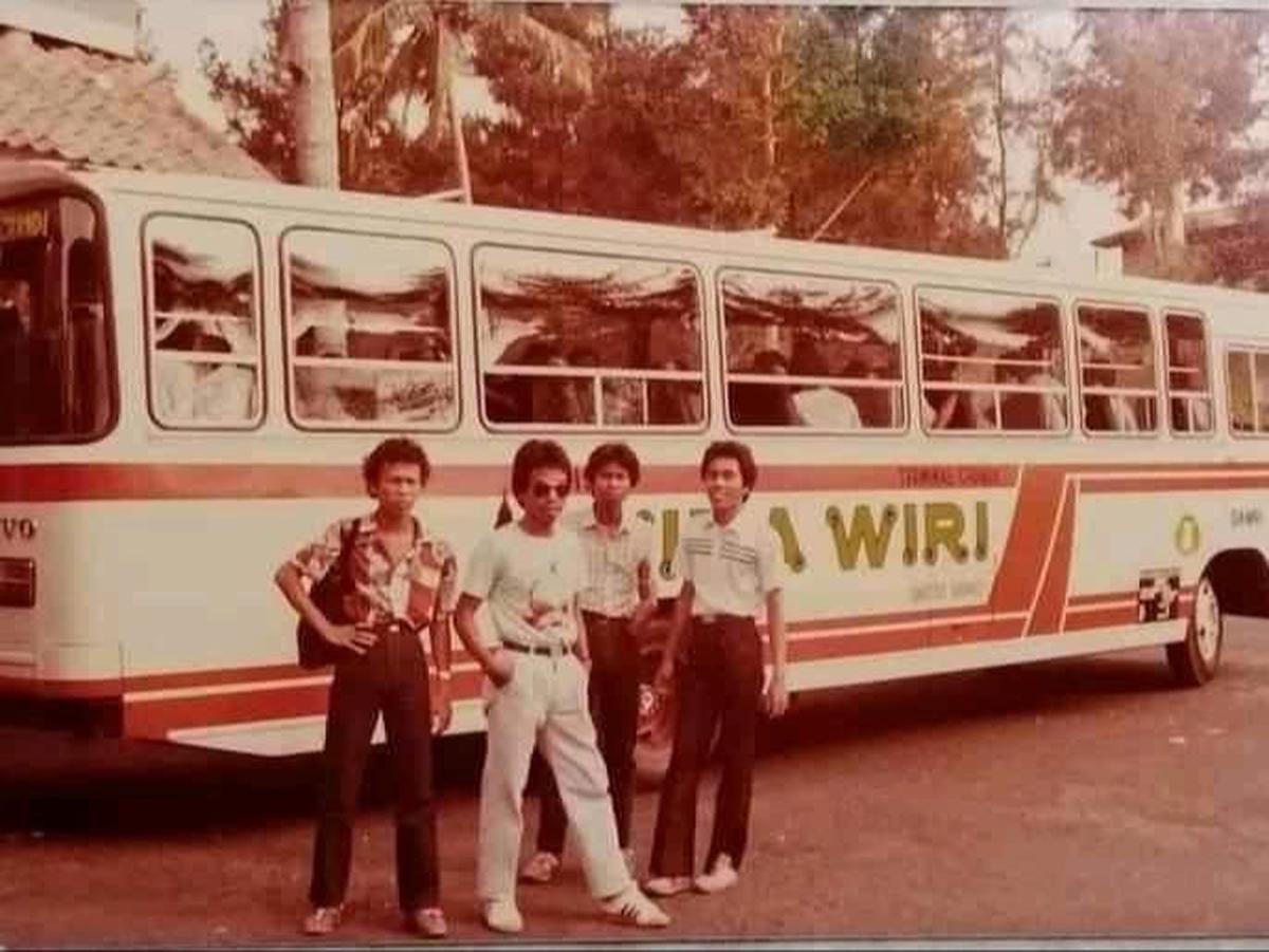 3. Bus Volvo