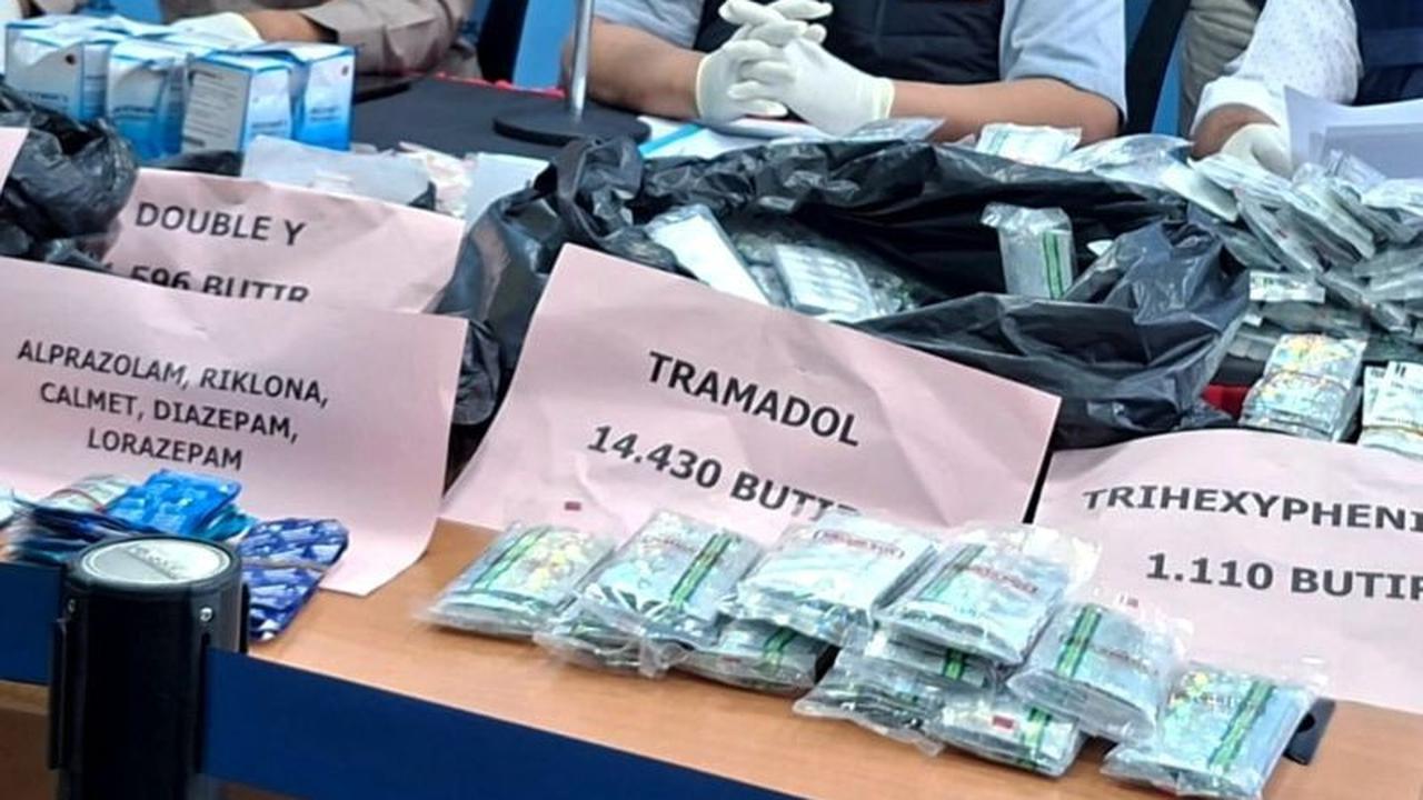 Polisi Bongkar Peredaran Obat Keras Jagakarsa, Raup Untung Ratusan Ribu Rupiah per Hari