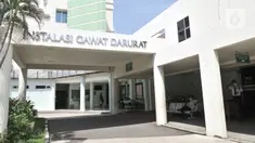 Suasana Rumah Sakit Penyakit Infekssi (RSPI) Prof. DR. Sulianti Saroso, Jakarta, Senin (2/3/2020). Pegawai dan pengunjung di RSPI Prof. DR.Sulianti Saroso mengenakan masker sebagai pencegahan penularan pasca dua pasien positif Corona dirawat di rumah sakit tersebut. (merdeka.com/Iqbal S. Nugroho)