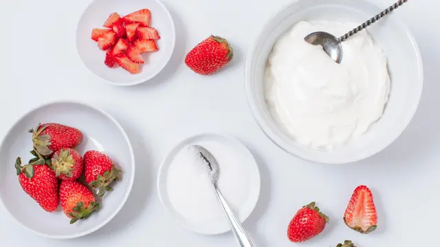 Lima masker alami yang bisa dibuat sendiri di rumah untuk menjaga kelembapan kulit selama Ramadan (Foto/Sumber: Freepik)