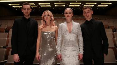 Lirik Lagu Clean Bandit Feat Zara Larsson Symphony News