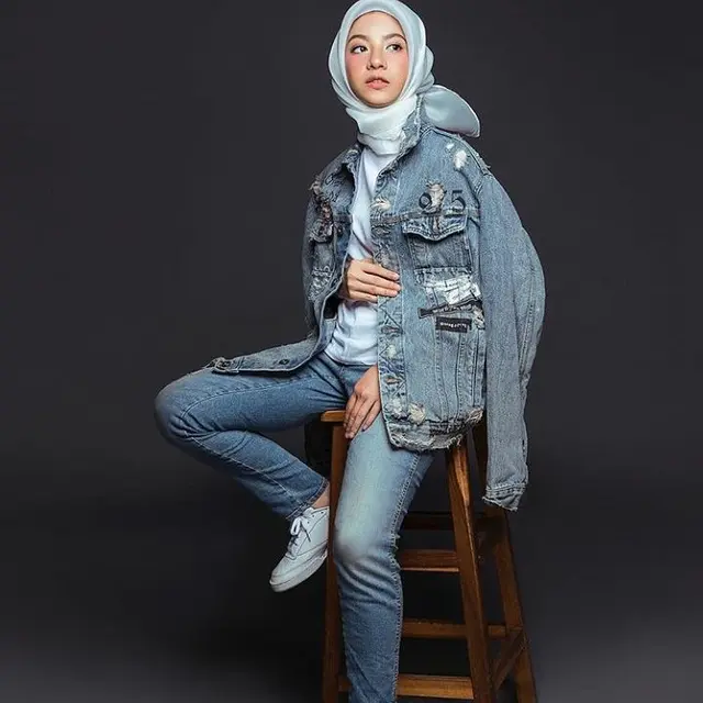Kini Makin Syari, Ini 6 Potret Lawas Penampilan Natasha Rizky Pakai Celana
