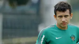 Egy nantinya akan menggunakan nomor punggung 10, warisan dari eks penggawa tim nasional Polandia, Sebastian Mila. (Bola.com/M Iqbal Ichsan)