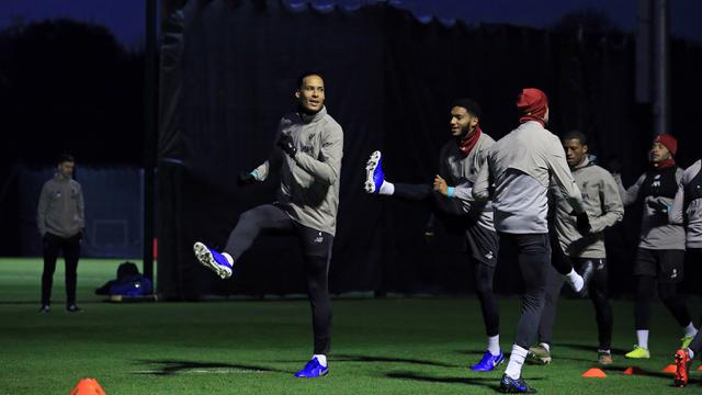 Intip Latihan Pemain Liverpool Jelang Hadapi Napoli