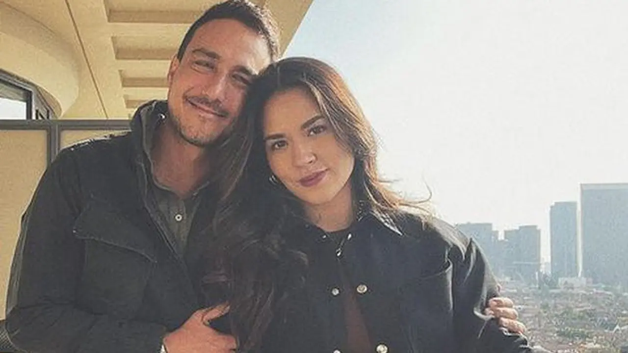 7 Potret Raisa dan Hamish Daud Liburan di Amerika, Gaya Baby Zalina Curi Perhatian