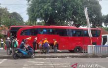 Ribuan Penumpang Padati Terminal Kampung Rambutan, Arus Balik Lebaran Masih Berlanjut