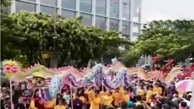 Kemeriahan perayaan Cap Go Meh di Jakarta dan Singkawang-Kalimantan Barat.