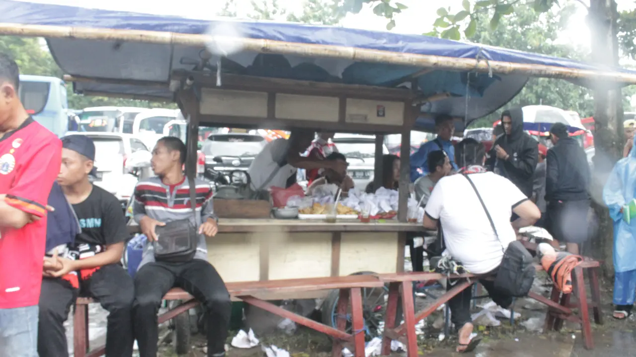 PSMS Vs Persija
