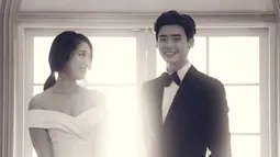 Park Shin Hye dan Lee Jong Suk memperlihatkan rona bahagia di wajah mereka seolah menanti pernikahannya sungguhan. (dramafever.com)