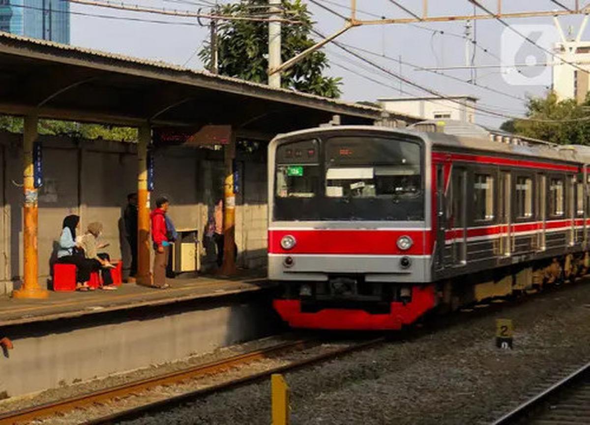 E-Money Tak Bisa untuk Transaksi KRL, KAI: Itu Berita Hoaks