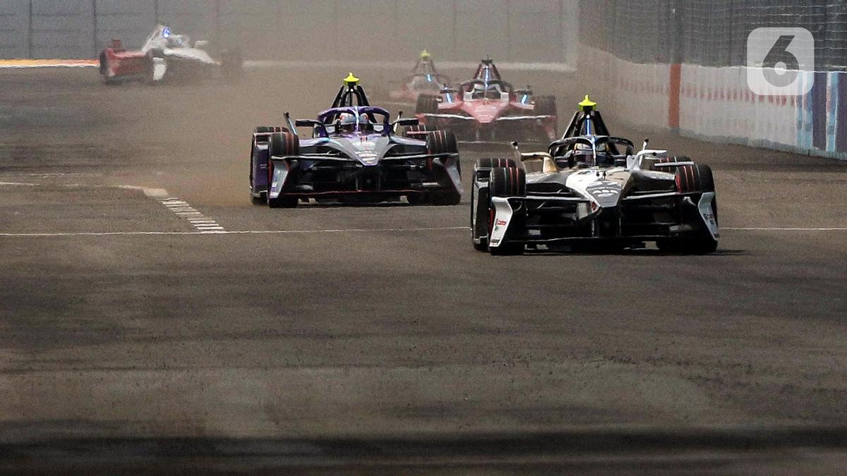 Sirkuit Formula E Jakarta 2025 Berdebu, Jake Dennis: Itu Kurang Ideal, tapi...