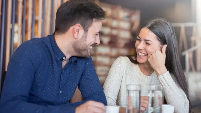 perempuan dan pasangan 2 juli